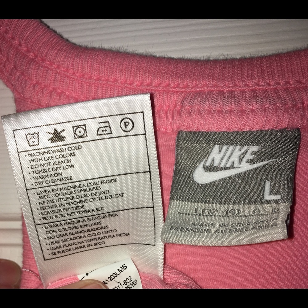 Women’s Nike tank top - Picture 4 of 5